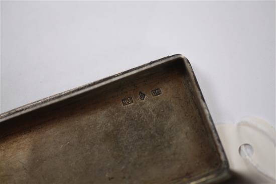 A 19th century Russian 84 zolotnik silver and niello snuff box, 3.5in.